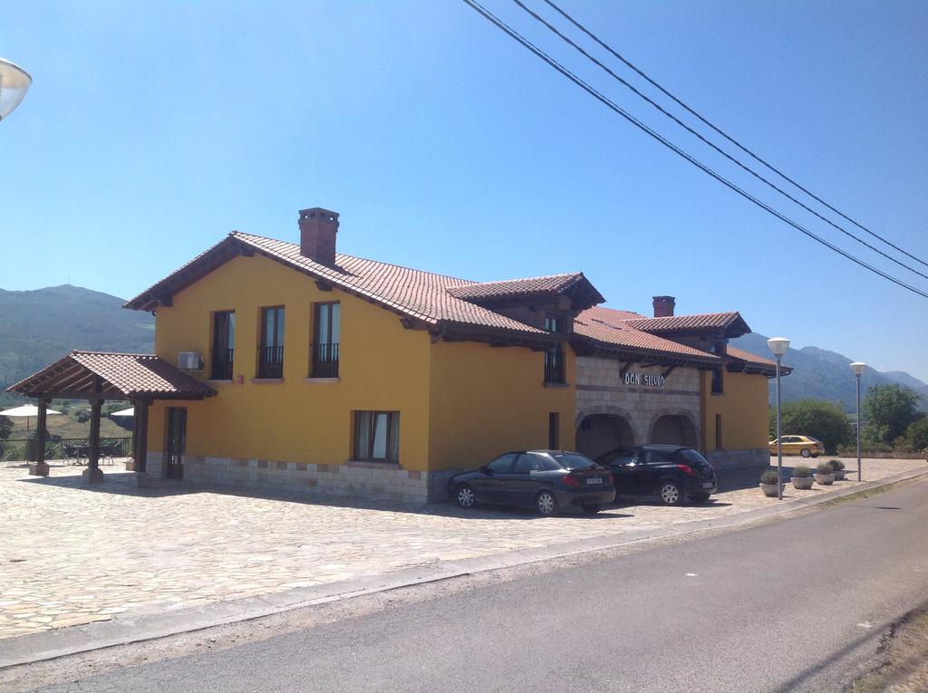 קולומברס Hotel Don Silvio מראה חיצוני תמונה
